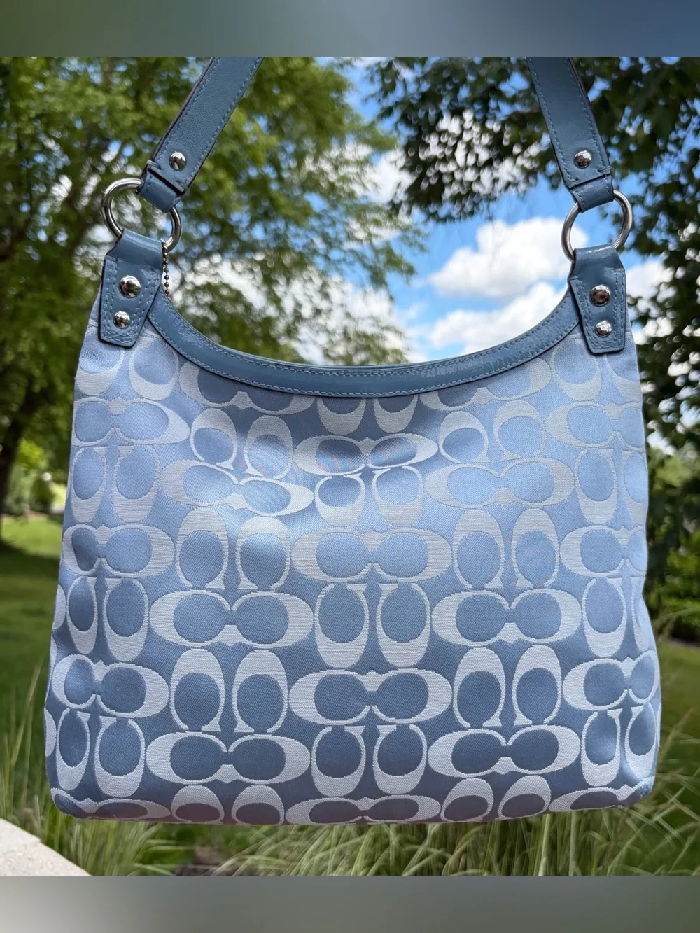 Coach Penelope Signature Sateen Baby Blue Hippie Crossbody EUC
